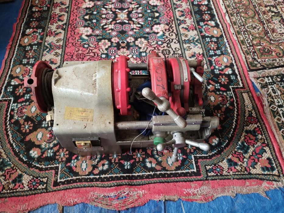 Резбанарезной станок диаметр от15 до60 диаметр