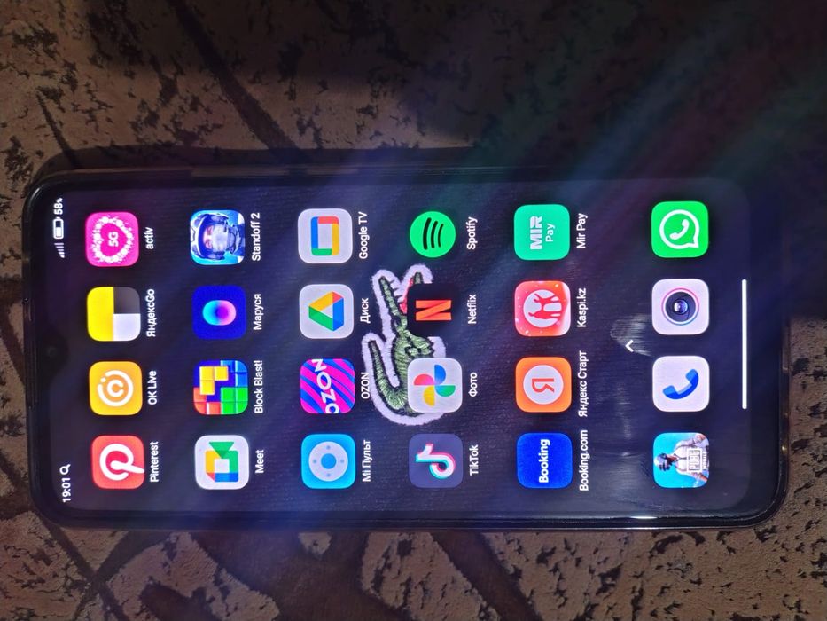 Продам телефон redmi 9