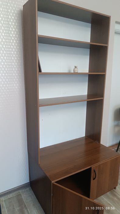 Стеллаж для книг