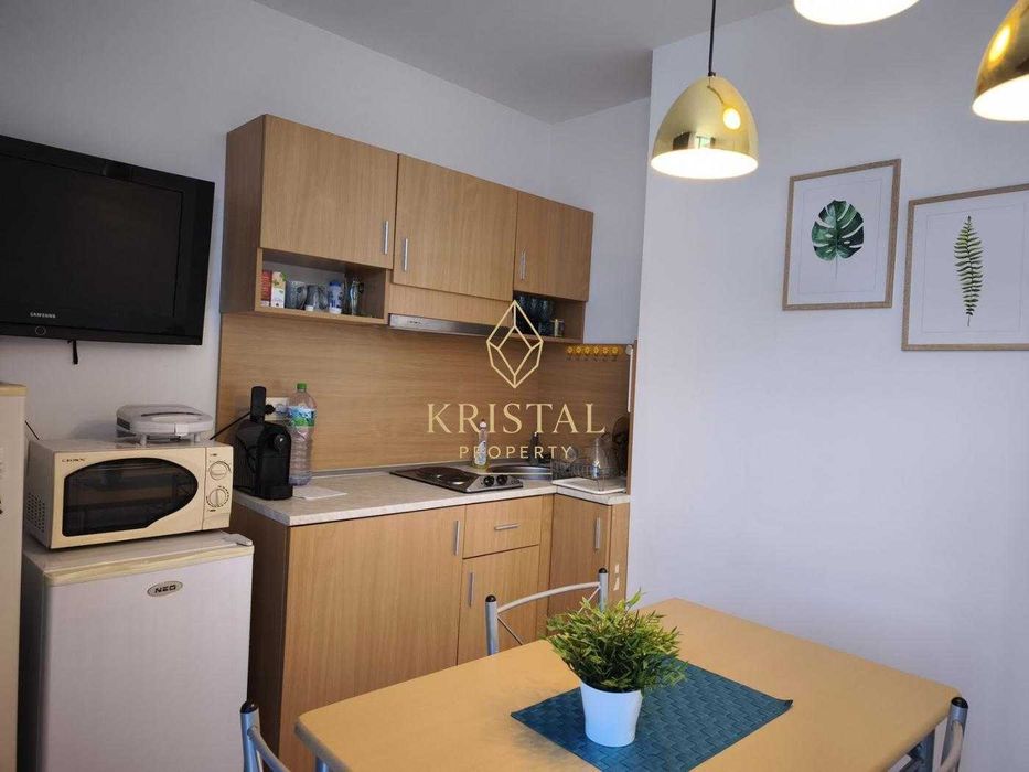 Продава се Двустаен апартамент в к.к. Слънчев бряг - 47 кв.м за 1373 €/кв.м - Снимка #4