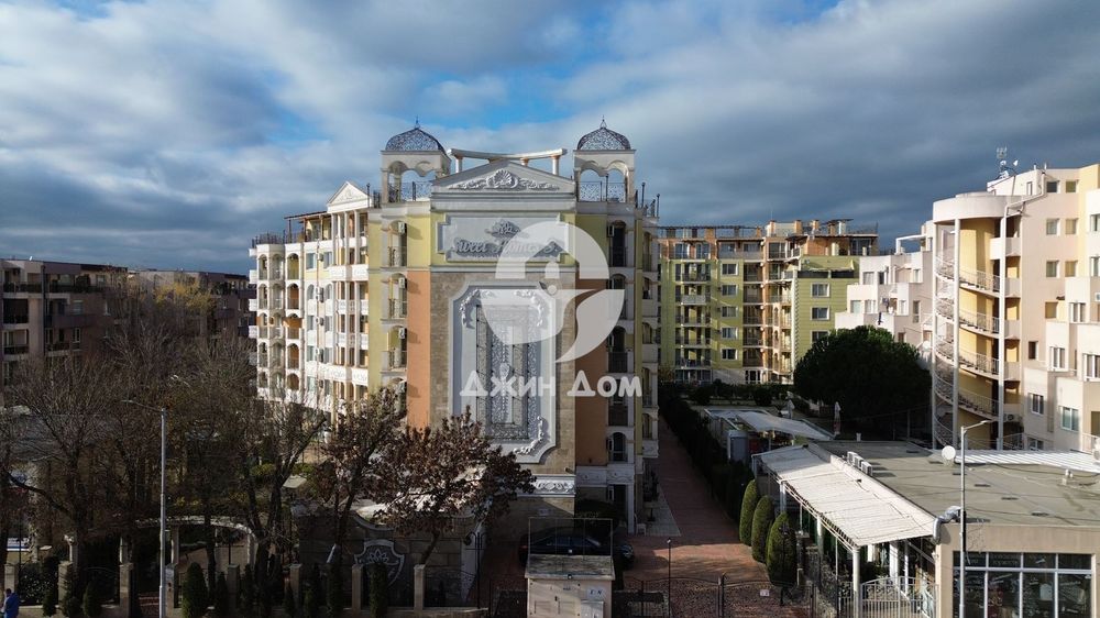 Продава се Двустаен апартамент в к.к. Слънчев бряг - 64 кв.м за 988 €/кв.м - Снимка #9