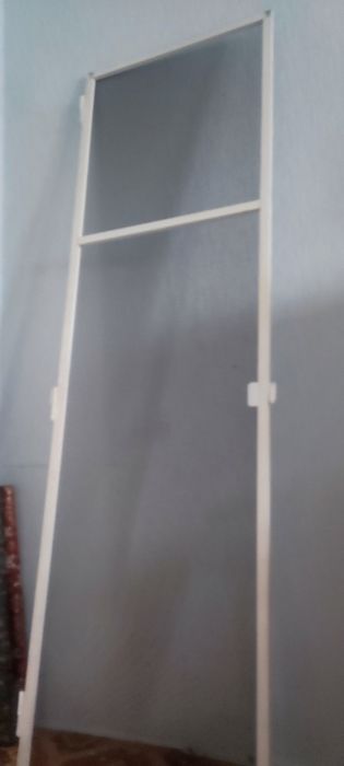 Комарник за врата