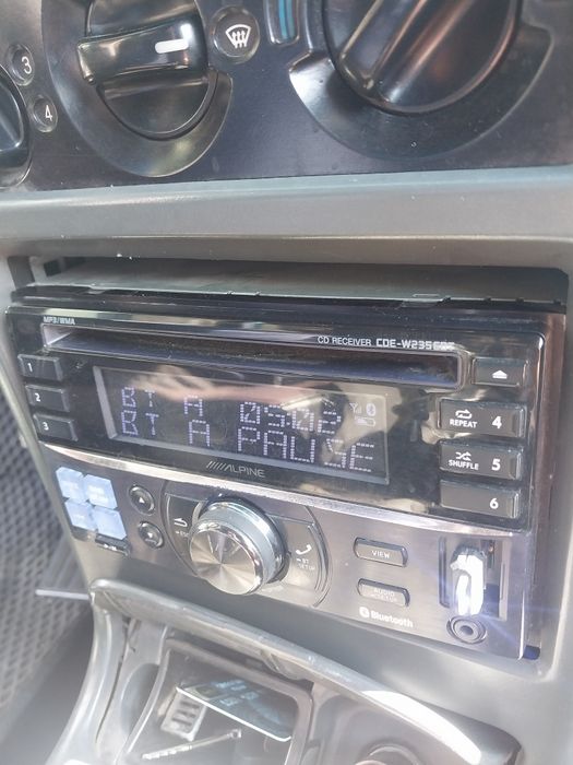 Alpine mafon sotiladi usb sd aux bluetooth mp3 wma xammasini oqidi
