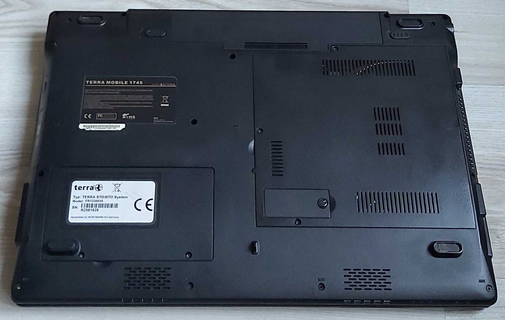 Vând  Terra Mobile 1745  display 17"