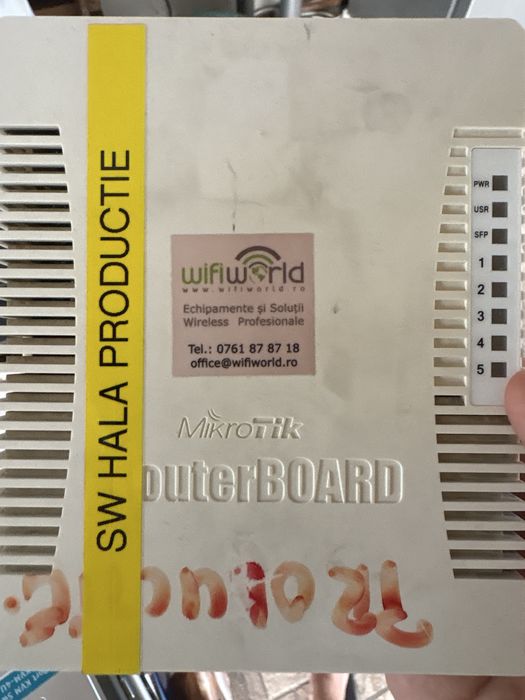 MikroTik RouterBOARD (2 bucati)