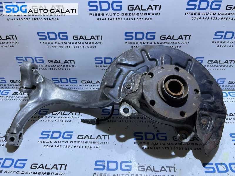 Fuzeta cu Rulment Dreapta Fata Audi A4 B7 2.5 TDI V6 2005 - 2008 Cod 8E0407258H