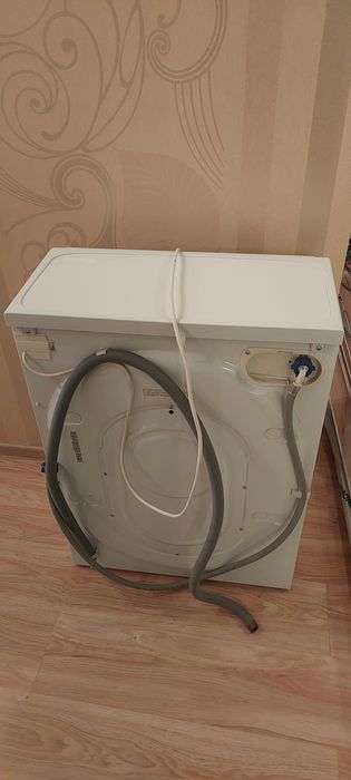 Продам стиральную машину