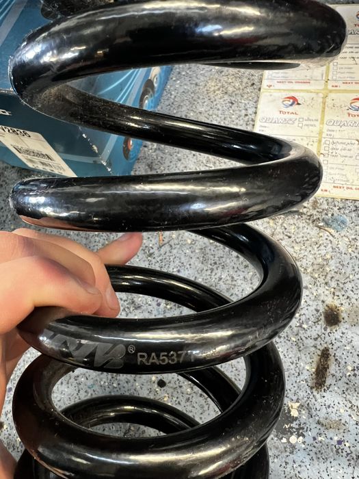 Задни прижини KAYABA за Mercedes C220 w202