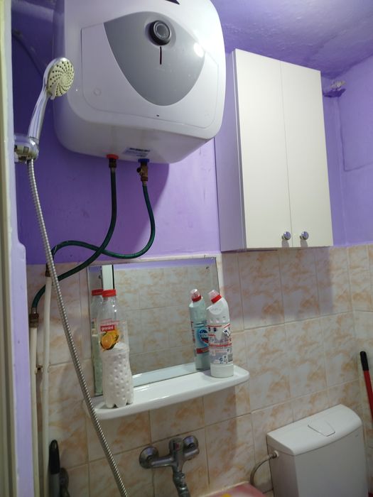 De închiriat garsoneră în calea șagului lîngă depoul de tramvaie ..