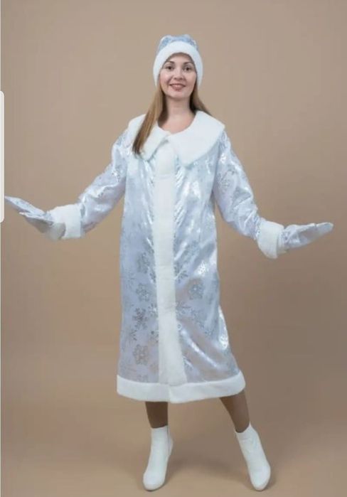 Продам Костюм снегурочки10000