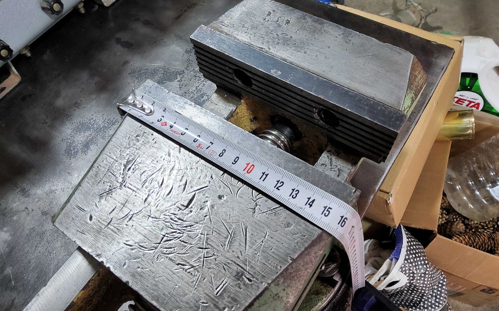 Продам тиски станочные советские