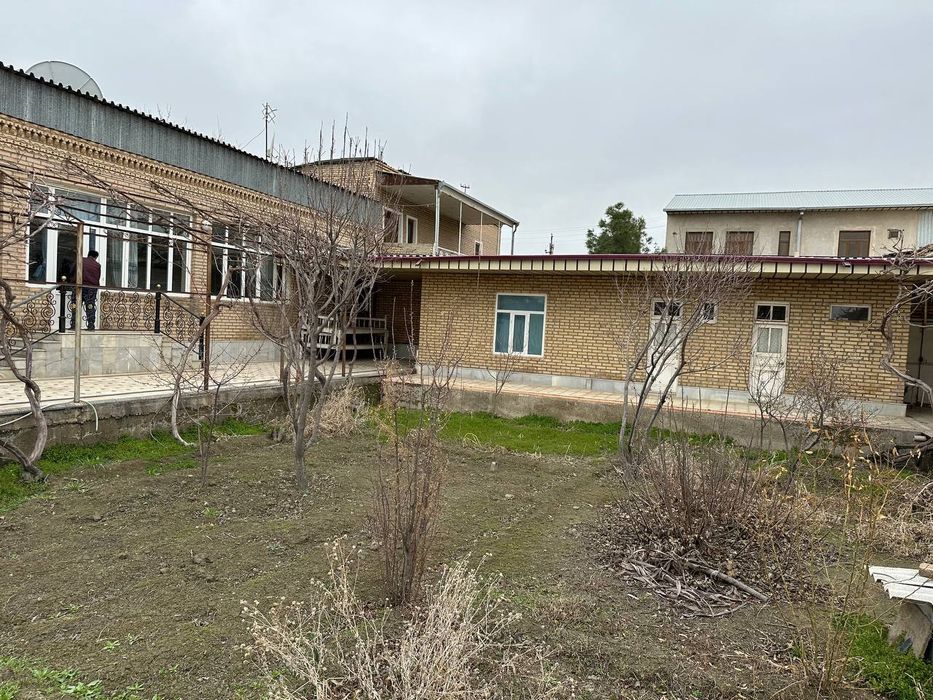Ховли сотилади 9 соток