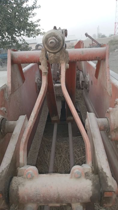 Пресс подборщик Киргизия сотилади хамма жойи радной 2500$