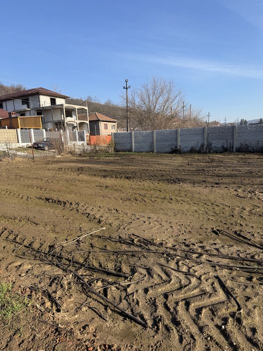 teren intravilan de vânzare – leamna de sus, bucovăț, dolj 450 mp | proiect casă p+1e | acces asfaltat | aprox. 10 min de craiova | 45.000 €
