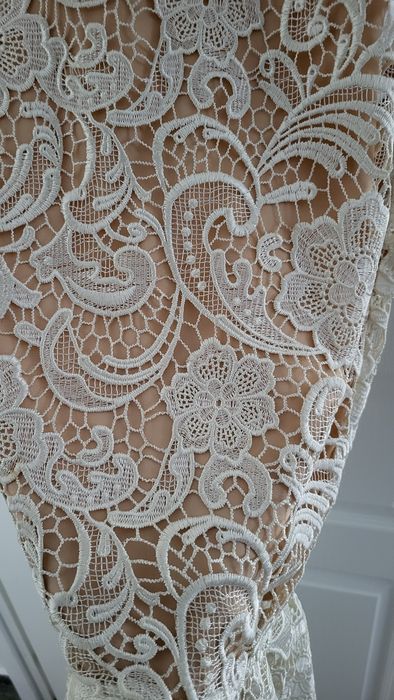 Rochie din dantela cu captuseala