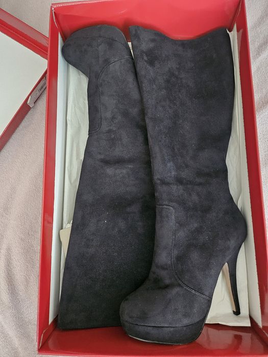 Нови ботуши велур