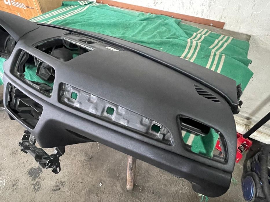 Торпеда Audi Q3.