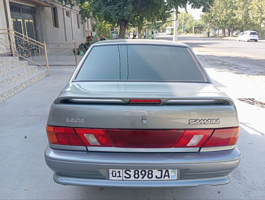 LADA 2115 sotiladi