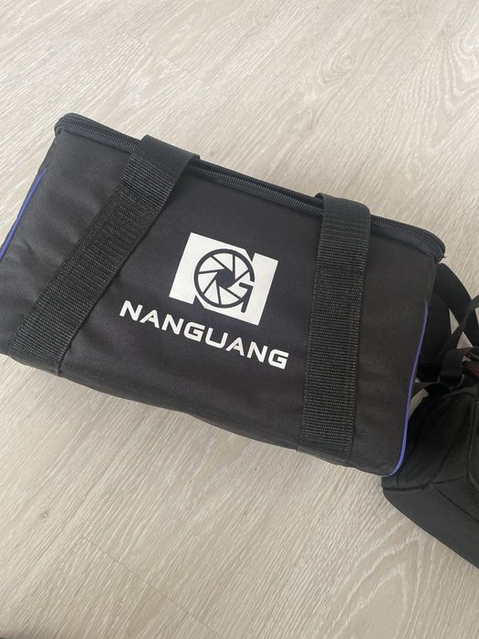 Genti ap foto sau obiective