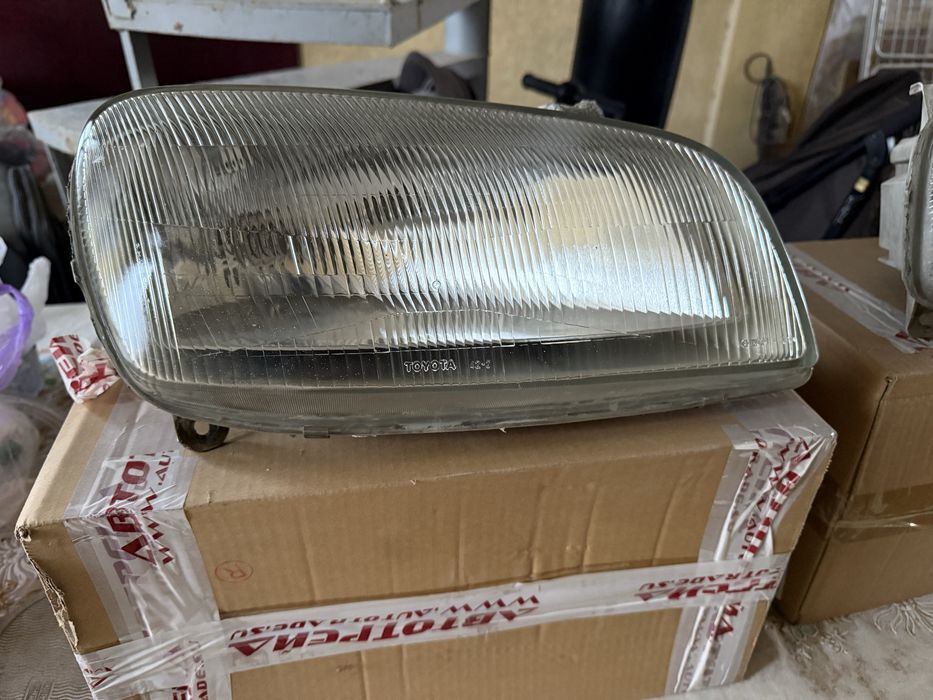 Продается фара RAV 4