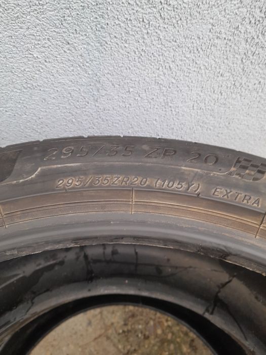 295/35ZR20 Michelin