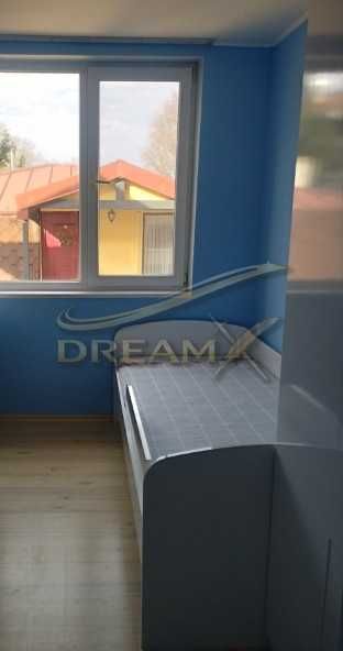 Дава се под наем етаж от къща в Смирненски!  71866557
