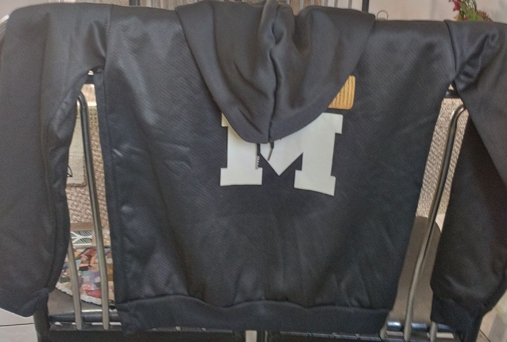 Толстовка унисекс с капюшоном