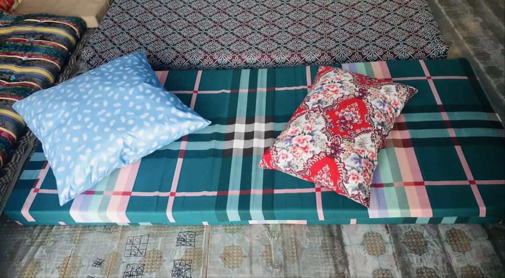 Срочно продаю поролоновый матрас