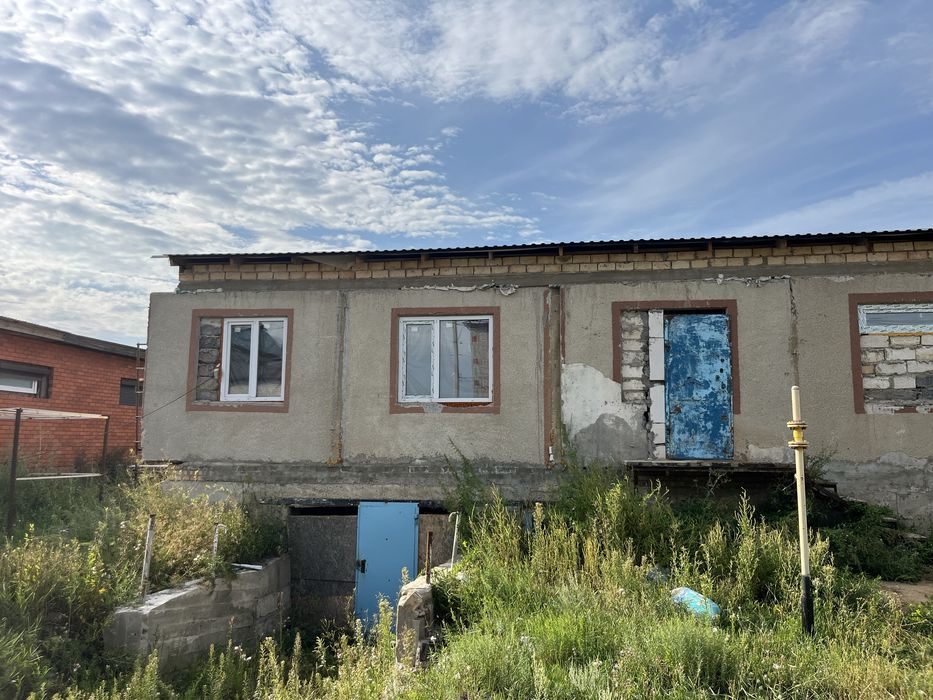 Продам дом недостроенный