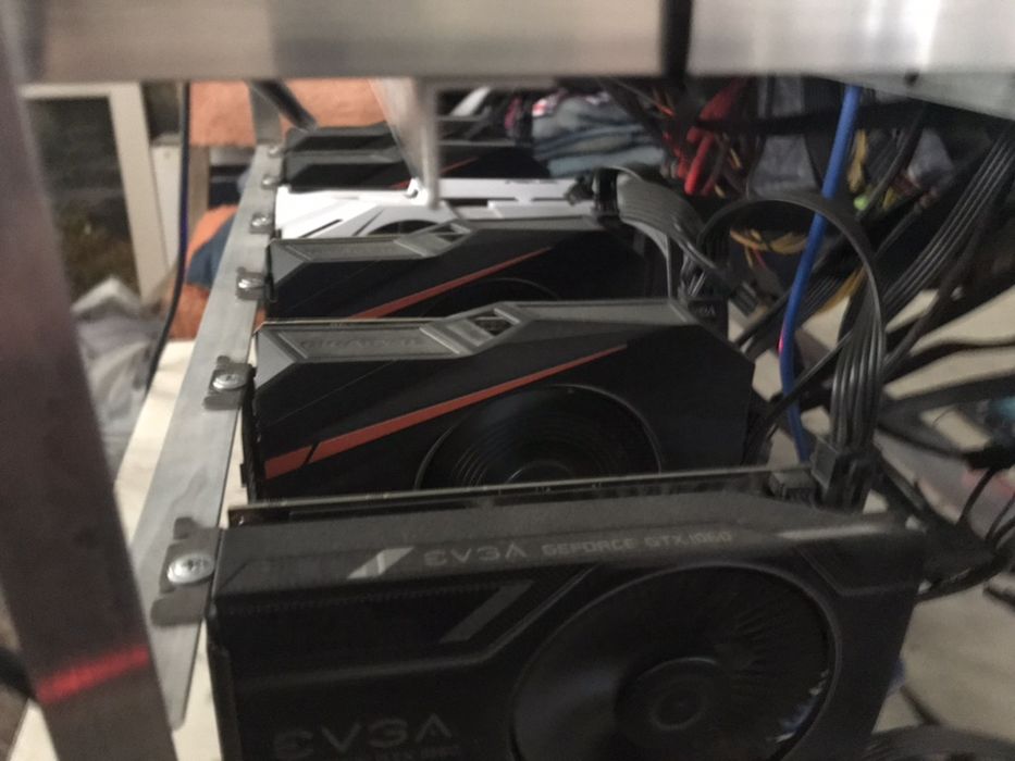 Крипто копачка/Mining Rig