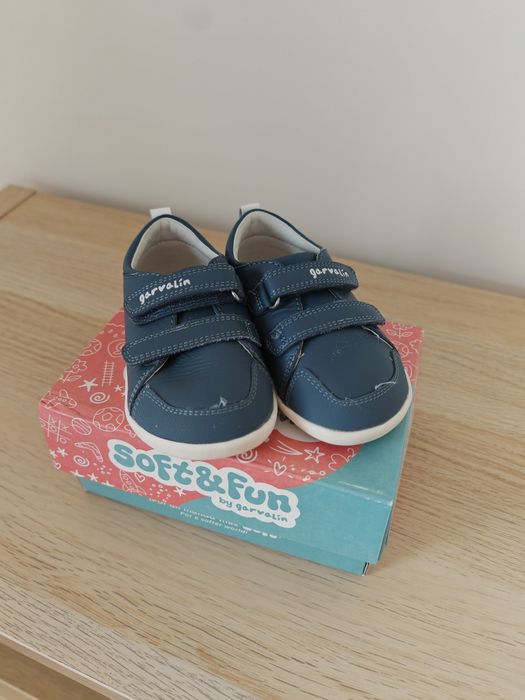 Pantofi / Papuci/ adidasi piele Garvalin