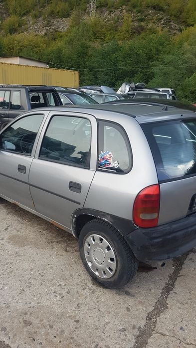 Опел корса б 1.4 16в на частни  Opel korsa