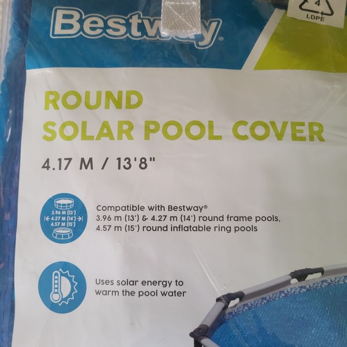 Prelata solara pentru acoperire piscina