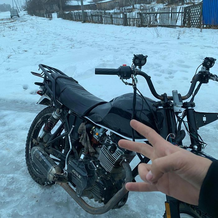 Мотоцикл на ходу