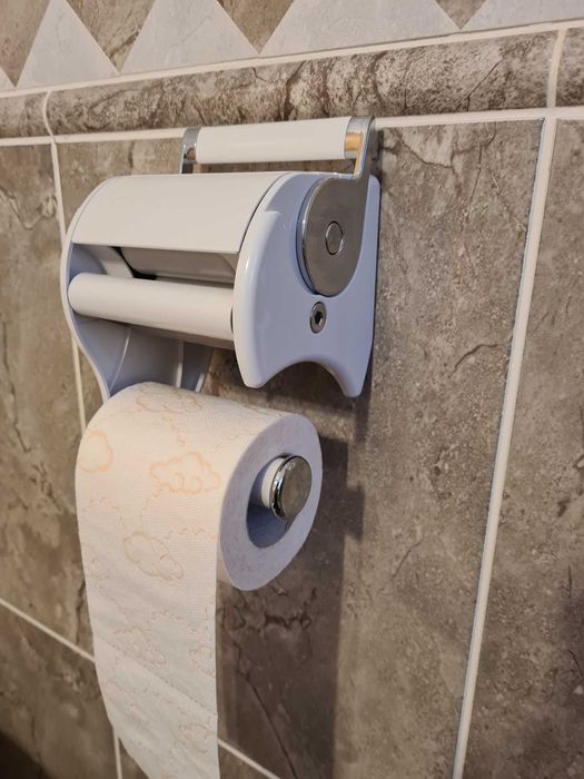 Suport/Dispenser hartie igienica si balsam Sanitim