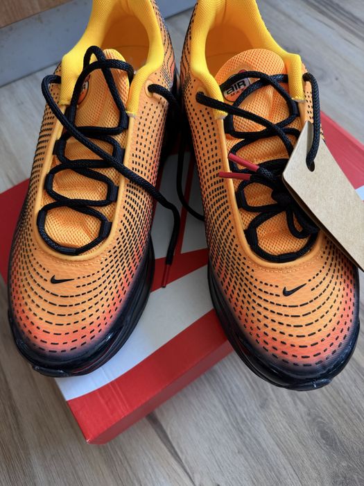 Оригинални нови цветни маратонки Nike Air Max Dn ! 44,5 н