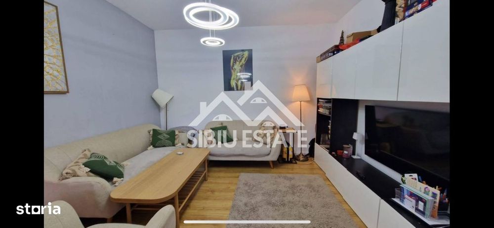 Casa moderna, de inchiriat, cu 3 camere, 2 bai, terasa