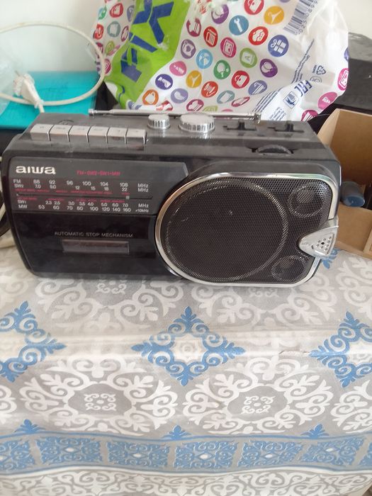 Продаю радио, на запчасти