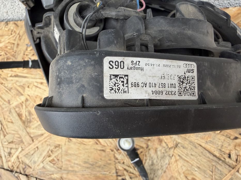 Brat oglinda dreapta pasager Audi A4 B9 A5 8W Originala Europa