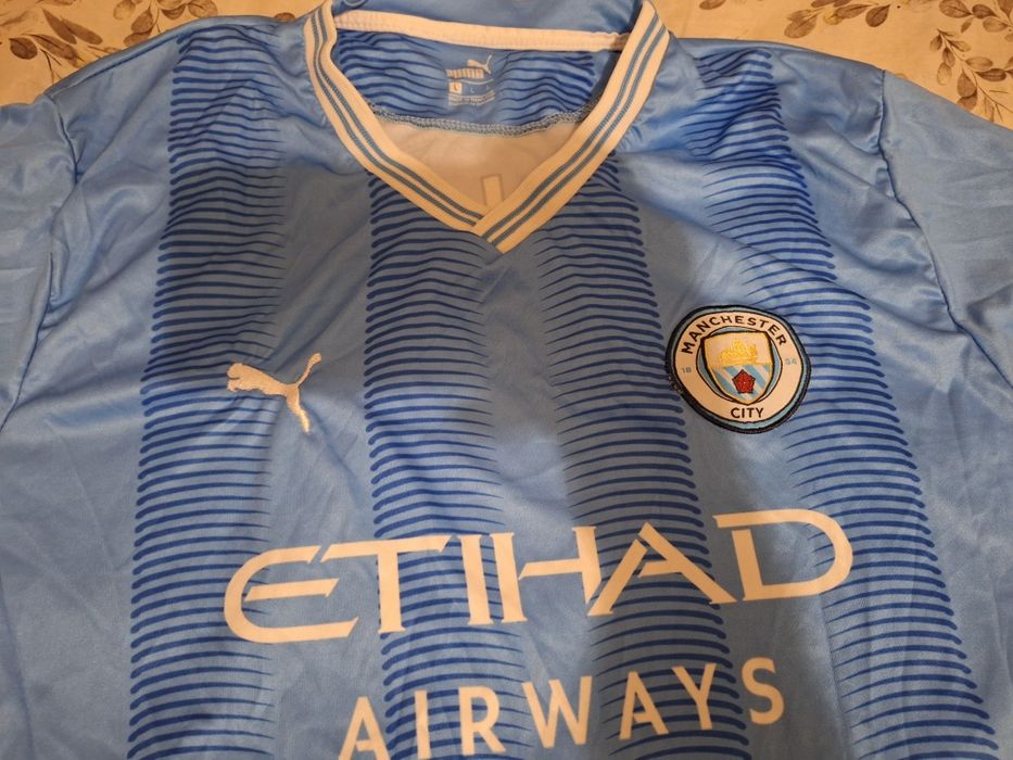 Тениска на Manchester City и на Milan