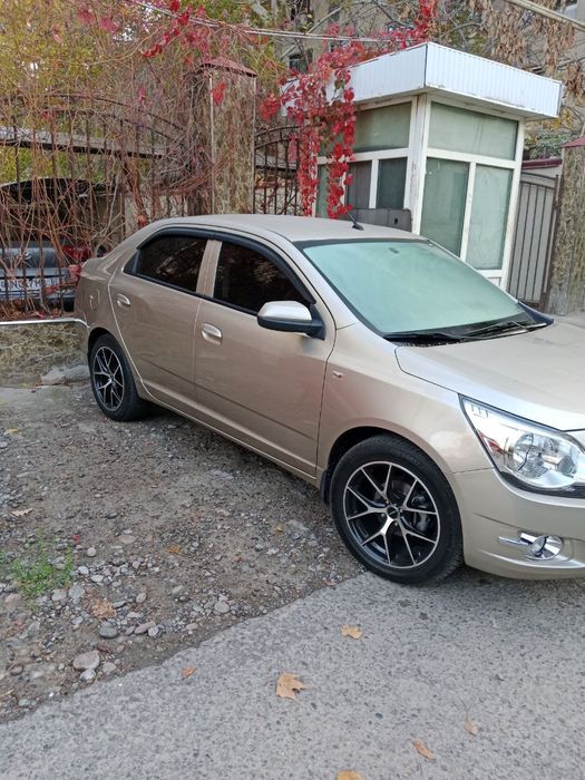 Cobalt 2013 год своя