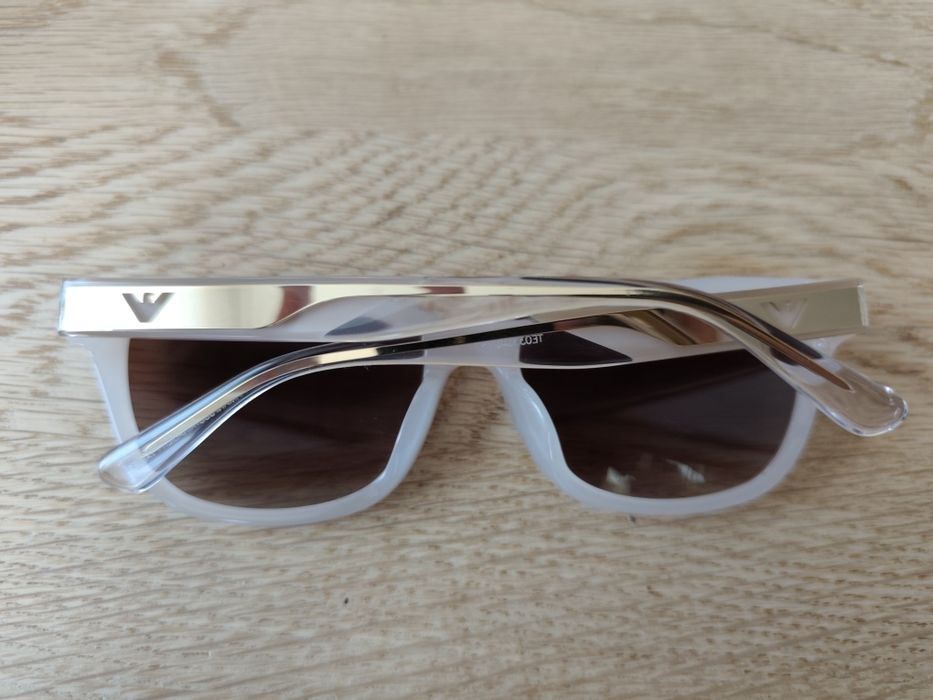 Дамски слънчеви очила Emporio Armani