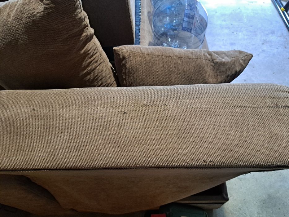 Голям ъглов диван