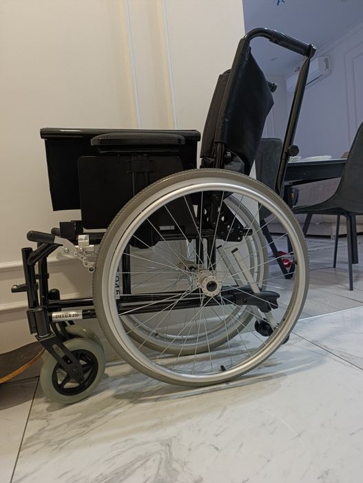 Инвалидная коляска