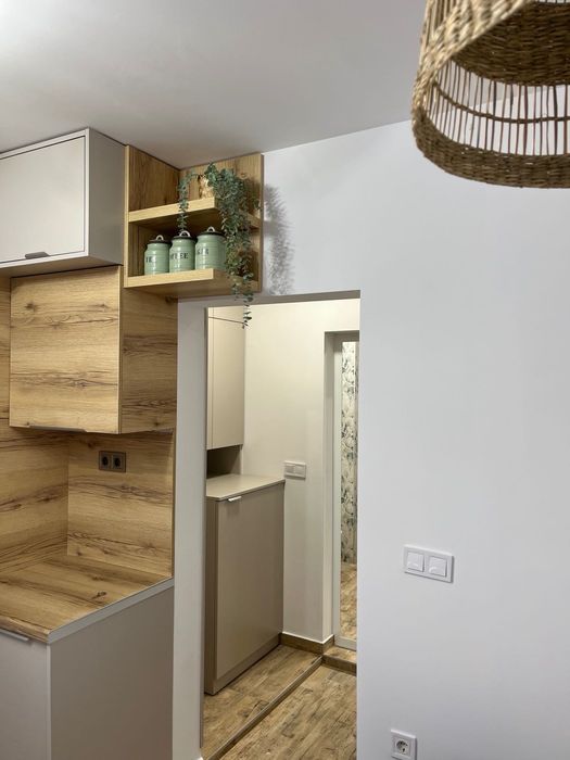 Дава се под наем Тристаен апартамент в Варна, Централна поща - 72 кв.м за 714 € - Снимка #4