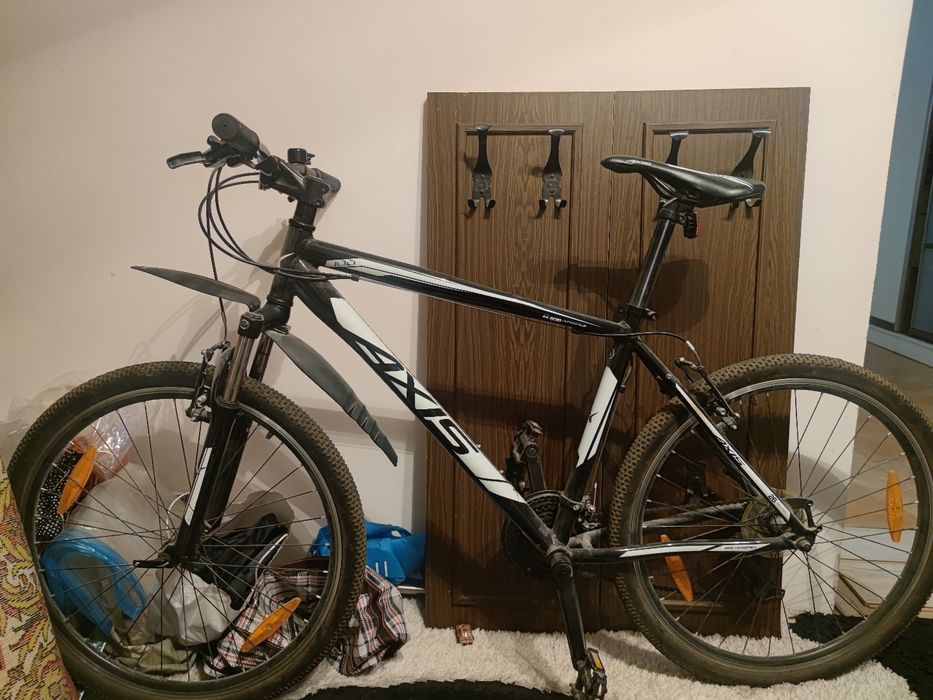 Велосипед черный Axis