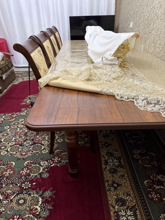 Стол стул сотилади