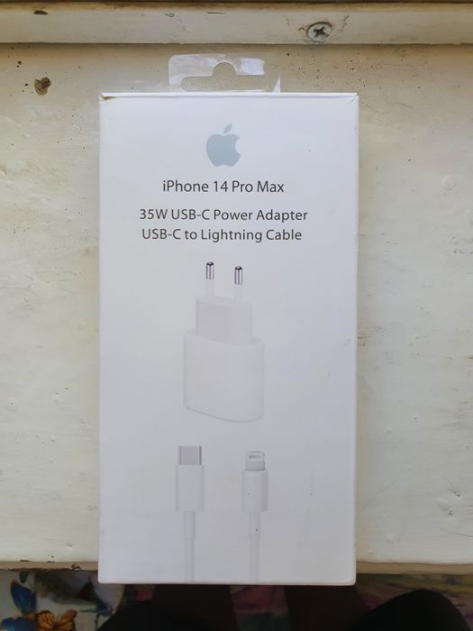Chexol iPhone 13 VA Zaryadnik iphone