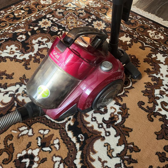 Пылесос сатылады.