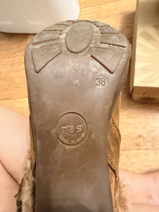 Замшевые полусапожки UGG Australia